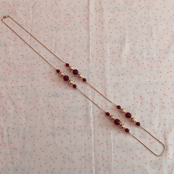 Red Faceted Gold Beaded Chain Necklace - Picture 5 of 7